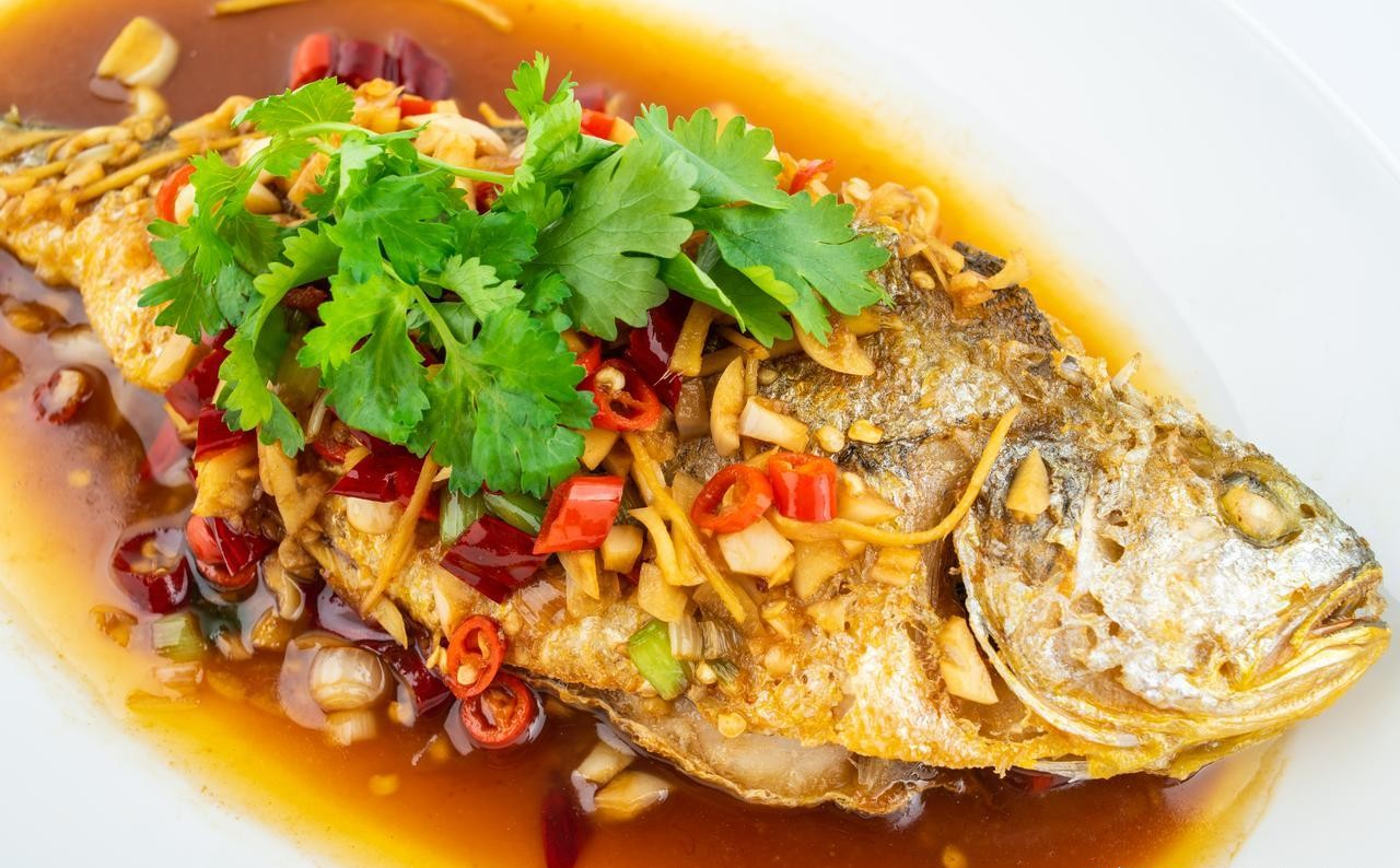 B&iacute; quyết nấu c&aacute; kho gi&ograve;n tan, mềm mọng cho bữa cơm ngon miệng mỗi ng&agrave;y - Ảnh 2.