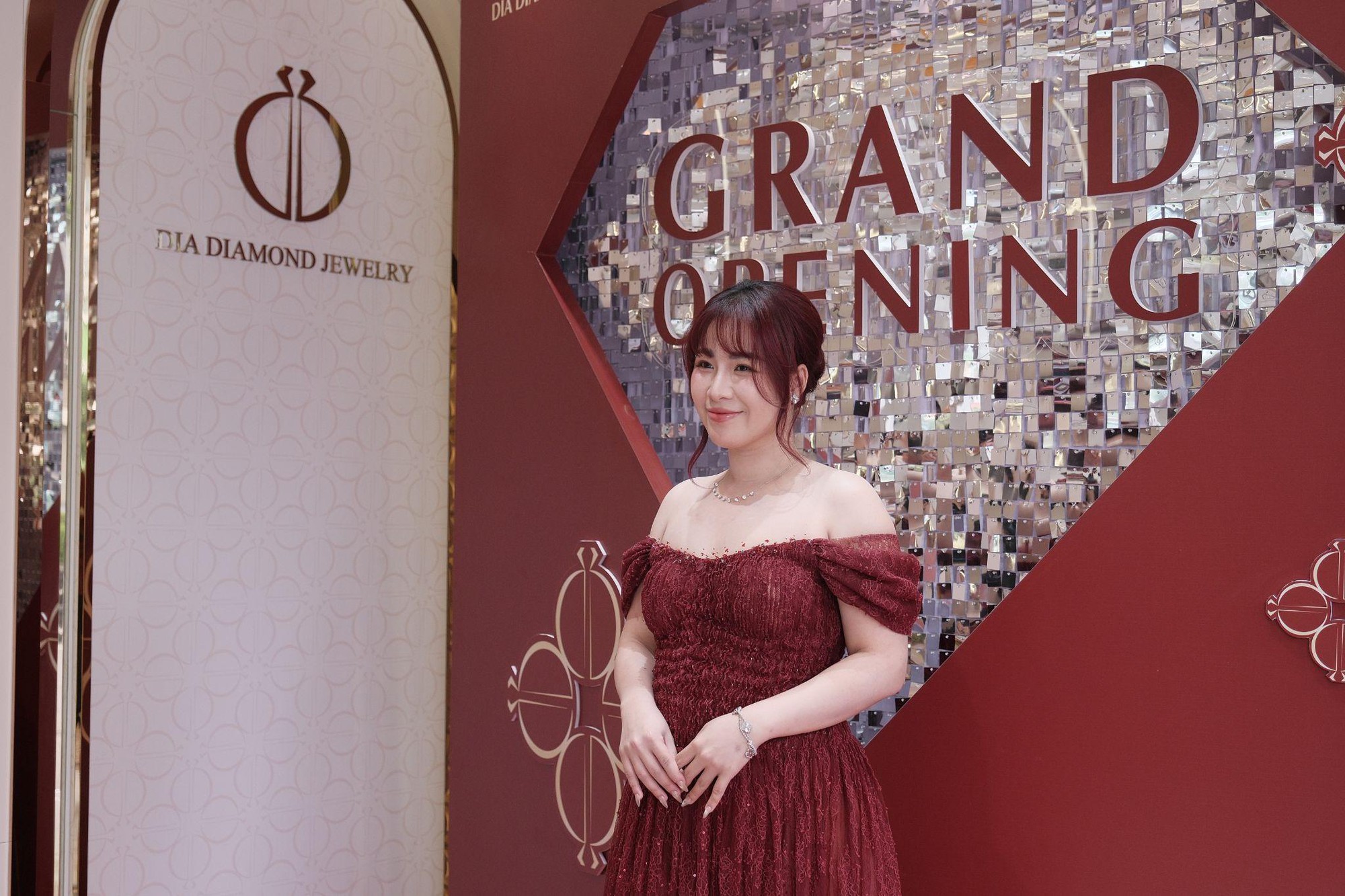 Founder DIA Diamond Jewelry: Kim cương kh&ocirc;ng n&ecirc;n chỉ d&agrave;nh cho ng&agrave;y cưới - Ảnh 1.