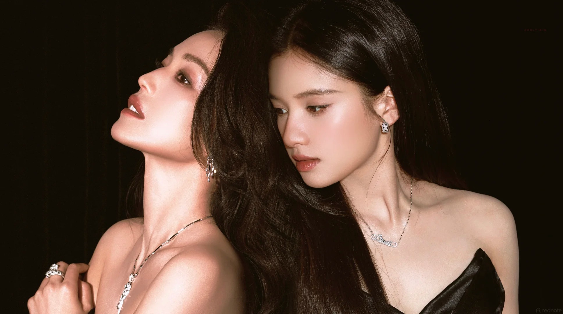 Bức ảnh chụp chung với đàn em kém 23 tuổi gây náo loạn của Thư Kỳ: Sự trẻ trung không đến từ làn da căng mịn hay đôi má đỏ hồng- Ảnh 2.