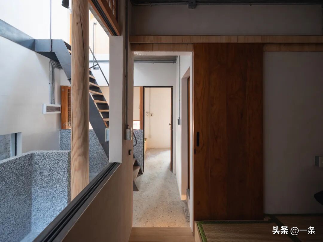 3 anh chị em thừa kế căn nhà tổ chỉ 44m², cải tạo thành nơi đủ rộng để 3 thế hệ có thể cùng chung sống - Ảnh 7.