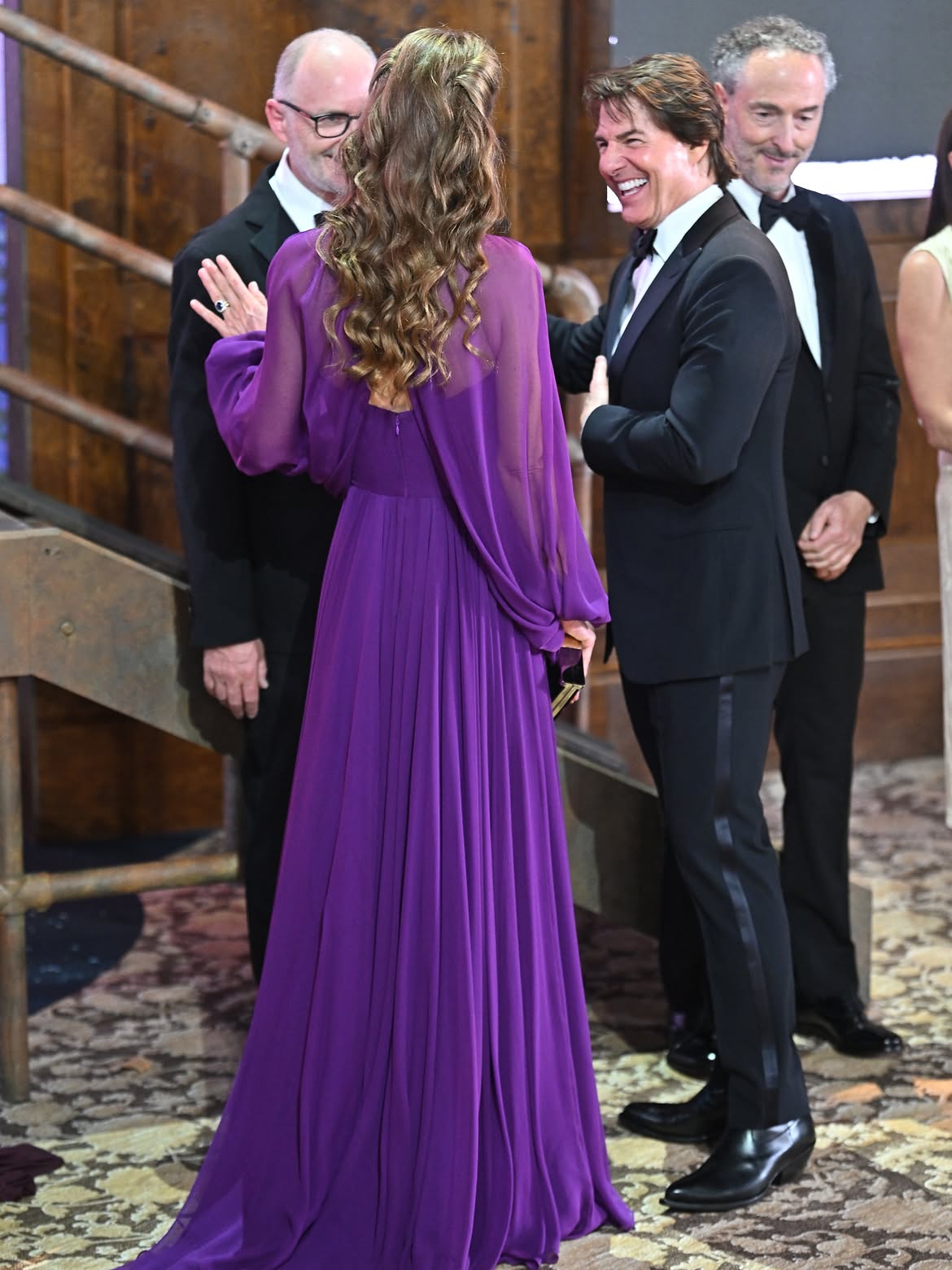 Kate Middleton và Thân vương William bất ngờ hội ngộ nhà Beckham trên thảm đỏ - Ảnh 3.