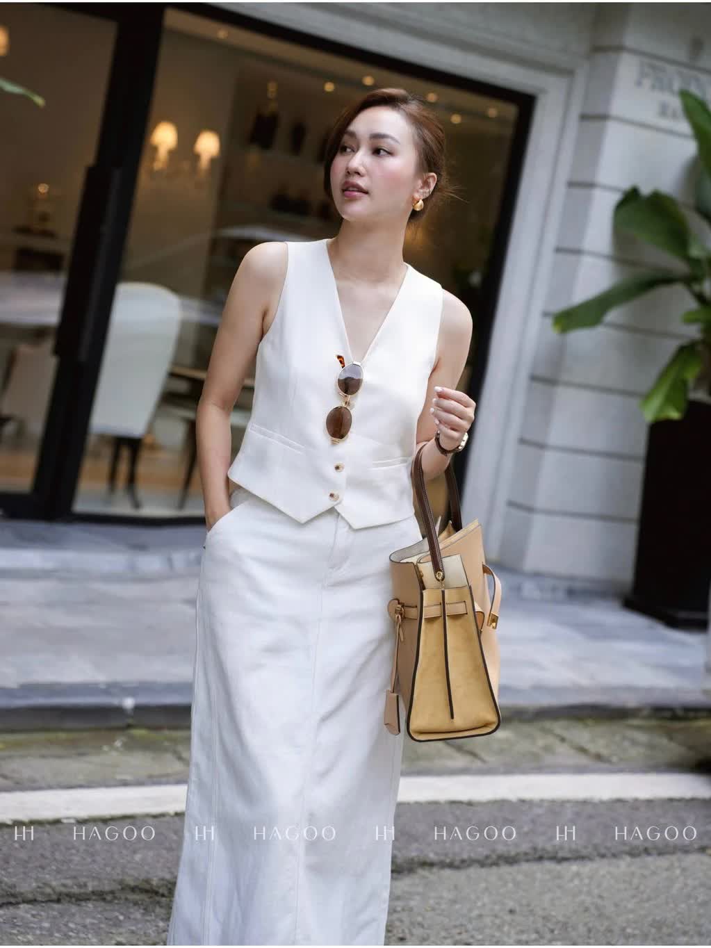 Diện cả cây đồ trắng: Bí kíp lên đồ đơn giản mà sang chuẩn
