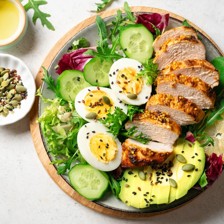 Đừng hoảng sợ sau khi ăn uống thả ga trong kỳ nghỉ: 4 c&aacute;ch đưa c&acirc;n nặng trở lại b&igrave;nh thường m&agrave; kh&ocirc;ng cần nhịn ăn - Ảnh 3.