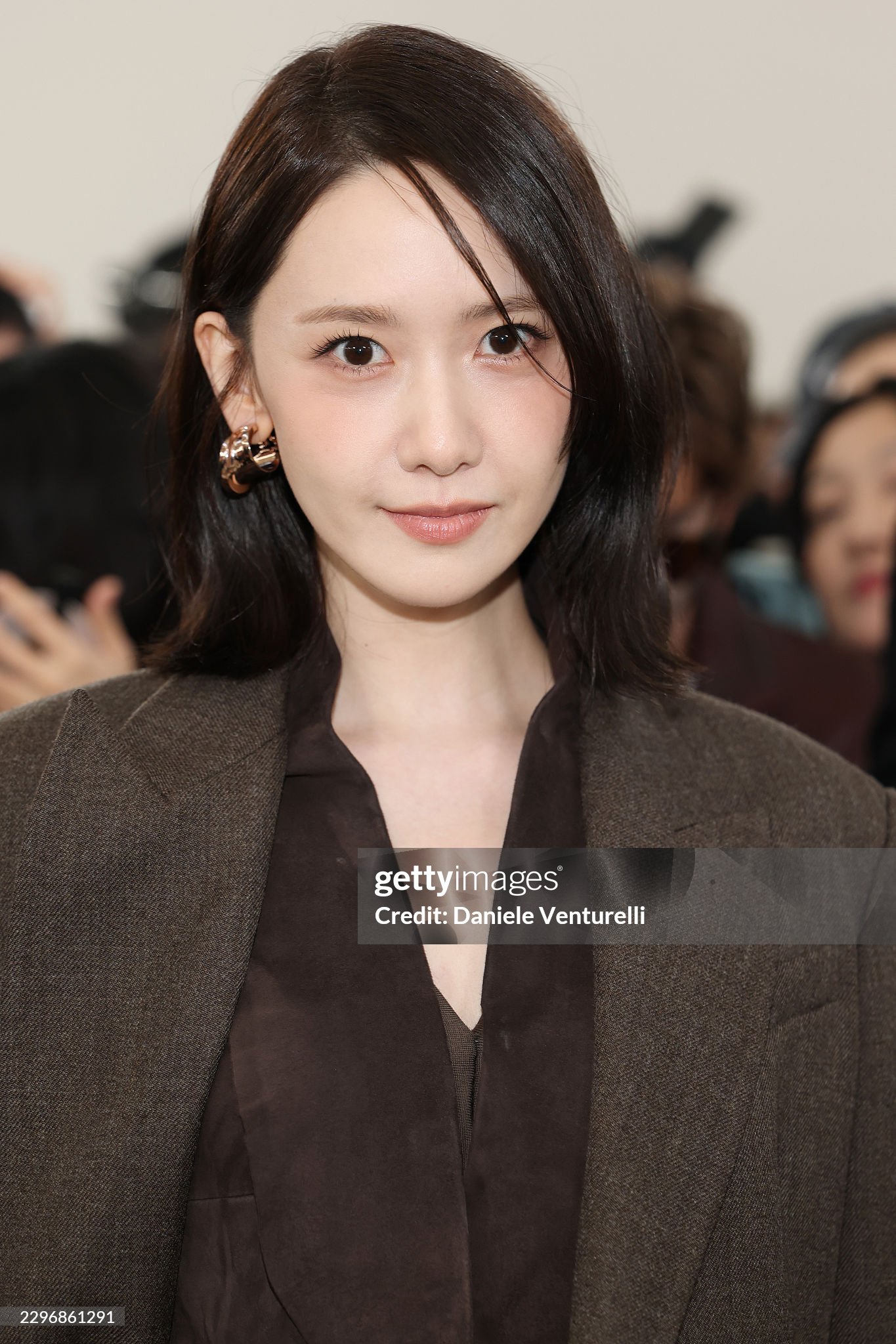 Yoona tỏa s&aacute;ng với phong c&aacute;ch tổng t&agrave;i tại Milan Fashion Week 2026 - Ảnh 4.