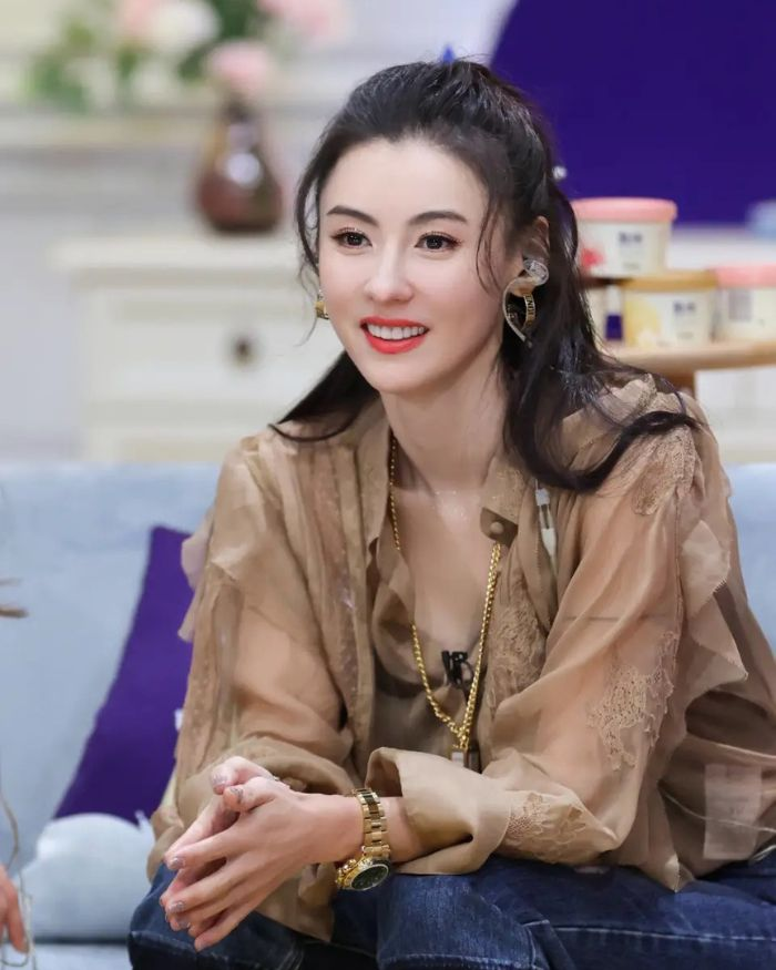 Trương Bá Chi 46 tuổi vẫn trẻ đẹp, từng tiết lộ cách giảm cân sau sinh bằng 2 món quen thuộc nhưng nhiều người nghe thấy lại lắc đầu - Ảnh 3.