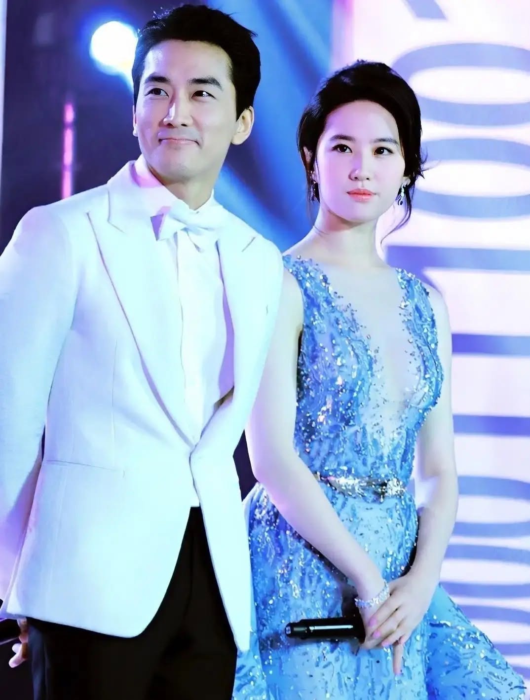 Hé lộ lý do Lưu Diệc Phi vẫn chưa kết hôn, hóa ra là vì người này?- Ảnh 2.