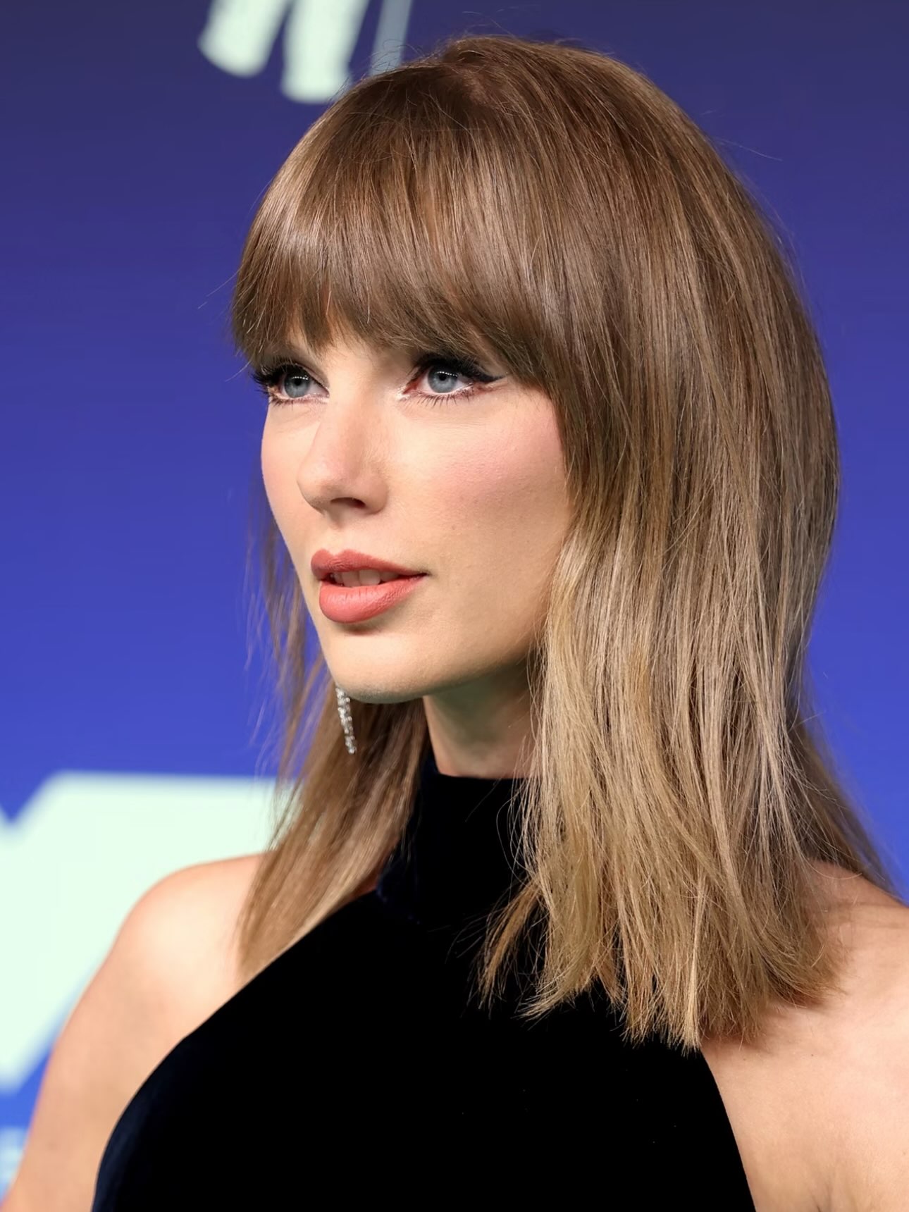 Taylor Swift tỏa s&aacute;ng tại VMAs 2026 với phong c&aacute;ch thời trang đẹp m&ecirc; mẩn - Ảnh 5.