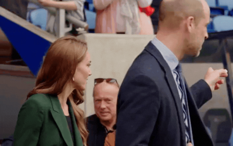 William v&agrave; Kate bất ngờ gặp gỡ gia đ&igrave;nh Rob Burrow tại sự kiện thể thao &yacute; nghĩa - Ảnh 2.