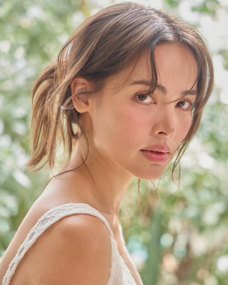 B&ocirc;ng hồng lai Th&aacute;i Lan - Na Uy: Yaya Urassaya 33 tuổi vẫn đẹp cuốn h&uacute;t mọi &aacute;nh nh&igrave;n - Ảnh 1.