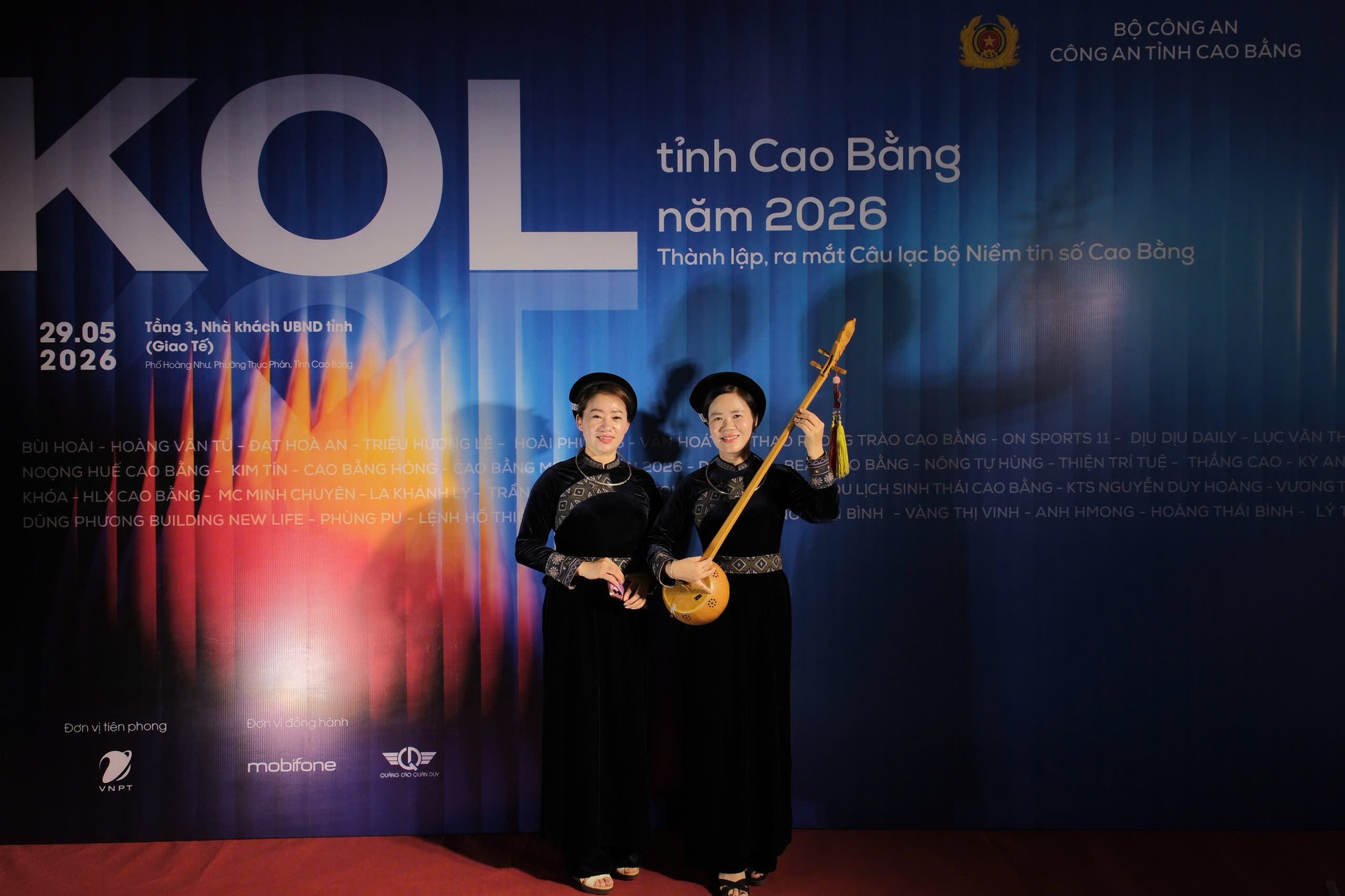 Ra mắt mạng lưới 34 Câu lạc bộ Niềm tin số tại KOL Summit 2026 - Ảnh 8. Ra mắt mạng lưới 34 Câu lạc bộ Niềm tin số tại KOL Summit 2026 - Ảnh 8.