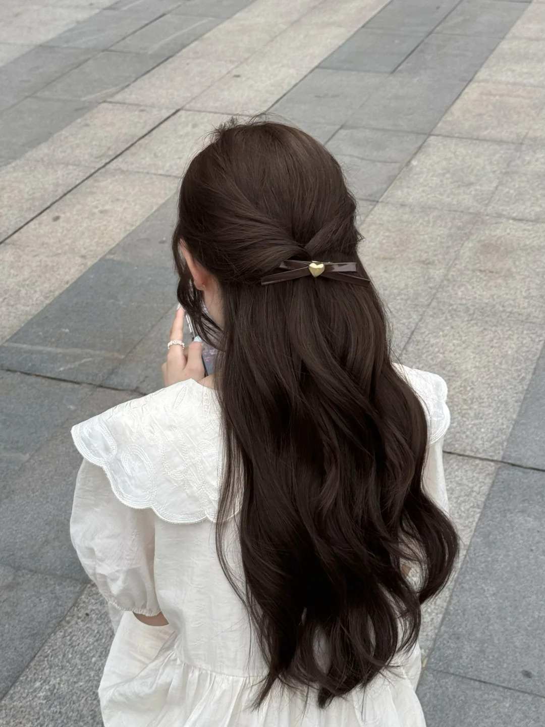 T&oacute;c uốn xoăn s&oacute;ng nhẹ - kiểu t&oacute;c 