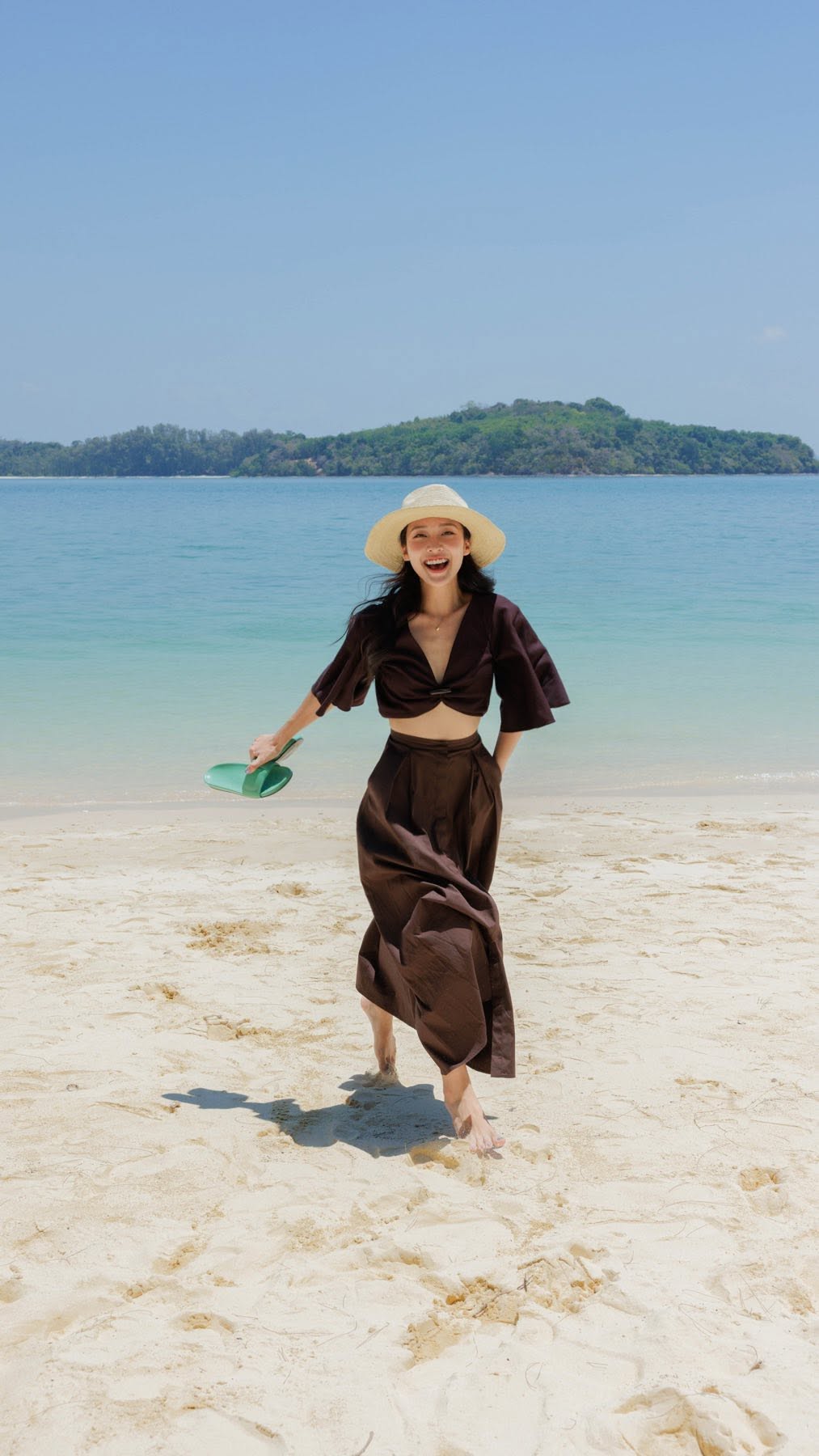 Khả Ng&acirc;n U30 trẻ trung v&agrave; Phong c&aacute;ch thời trang s&agrave;nh điệu kh&ocirc;ng thể ch&ecirc; - Ảnh 4.