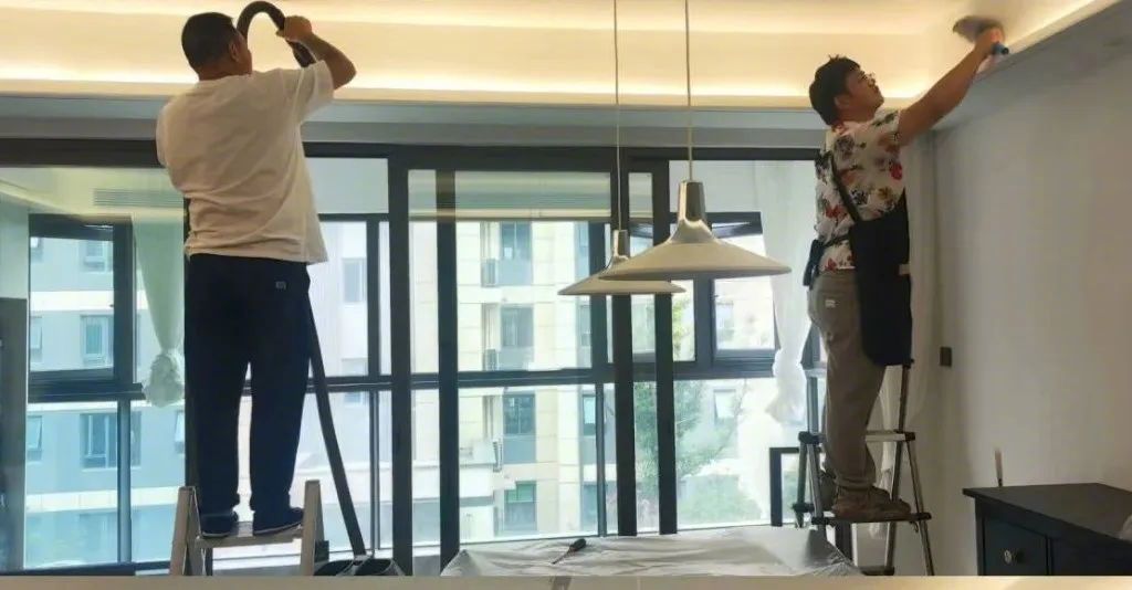 Bỏ việc lương 38 triệu đi làm giúp việc, thu nhập lại tăng: Khi “hạ chuẩn công việc” chưa chắc là bước lùi tài chính - Ảnh 2.