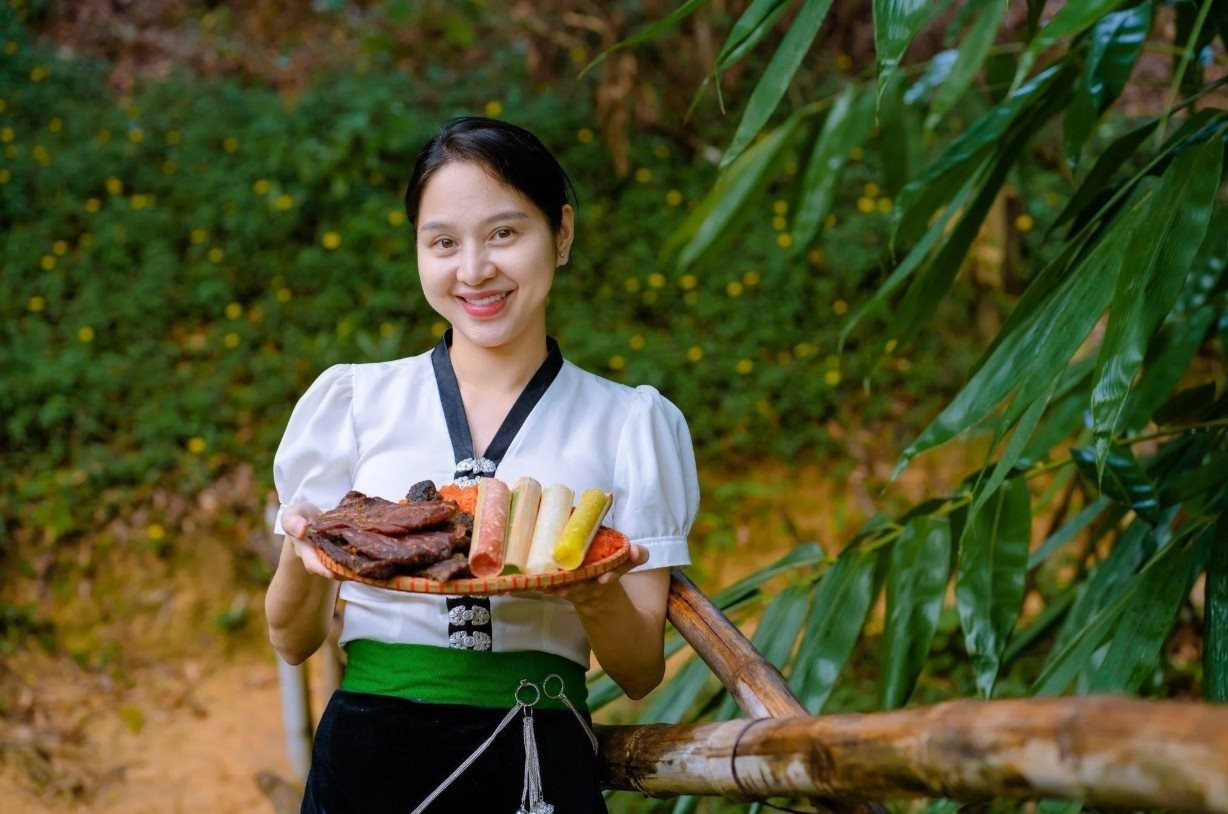 Huyền Huho: Hệ sinh th&aacute;i kinh doanh ' khủng ' v&agrave; đột ngột biến mất khỏi MXH - Ảnh 1.
