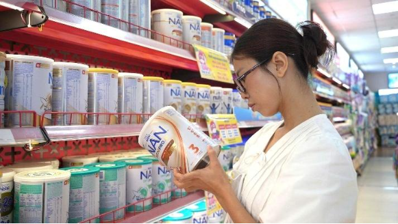 Ti&ecirc;u ch&iacute; quan trọng khi phụ huynh chọn sản phẩm dinh dưỡng cho con - Ảnh 1.