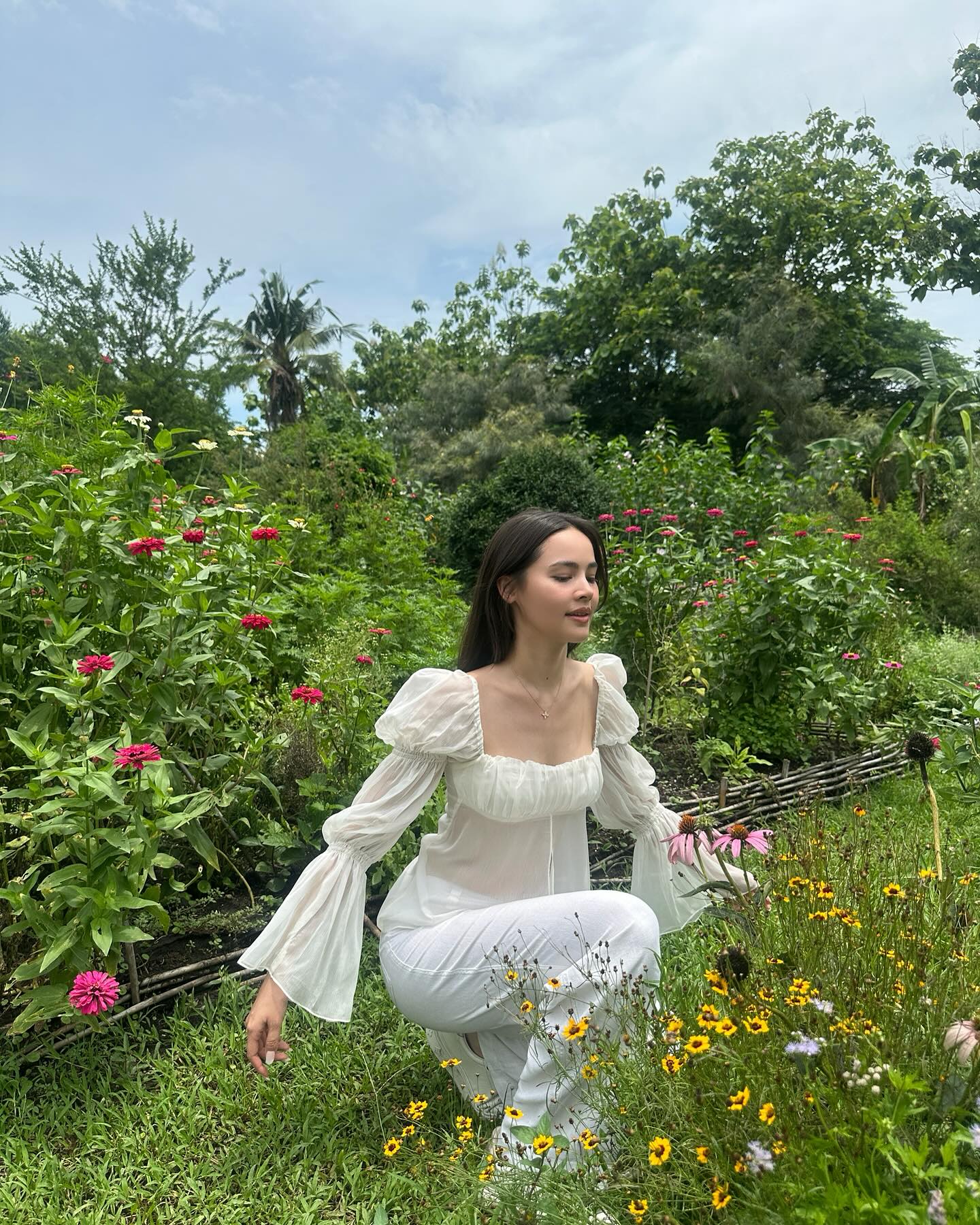 B&ocirc;ng hồng lai Th&aacute;i Lan - Na Uy: Yaya Urassaya 33 tuổi vẫn đẹp cuốn h&uacute;t mọi &aacute;nh nh&igrave;n - Ảnh 4.