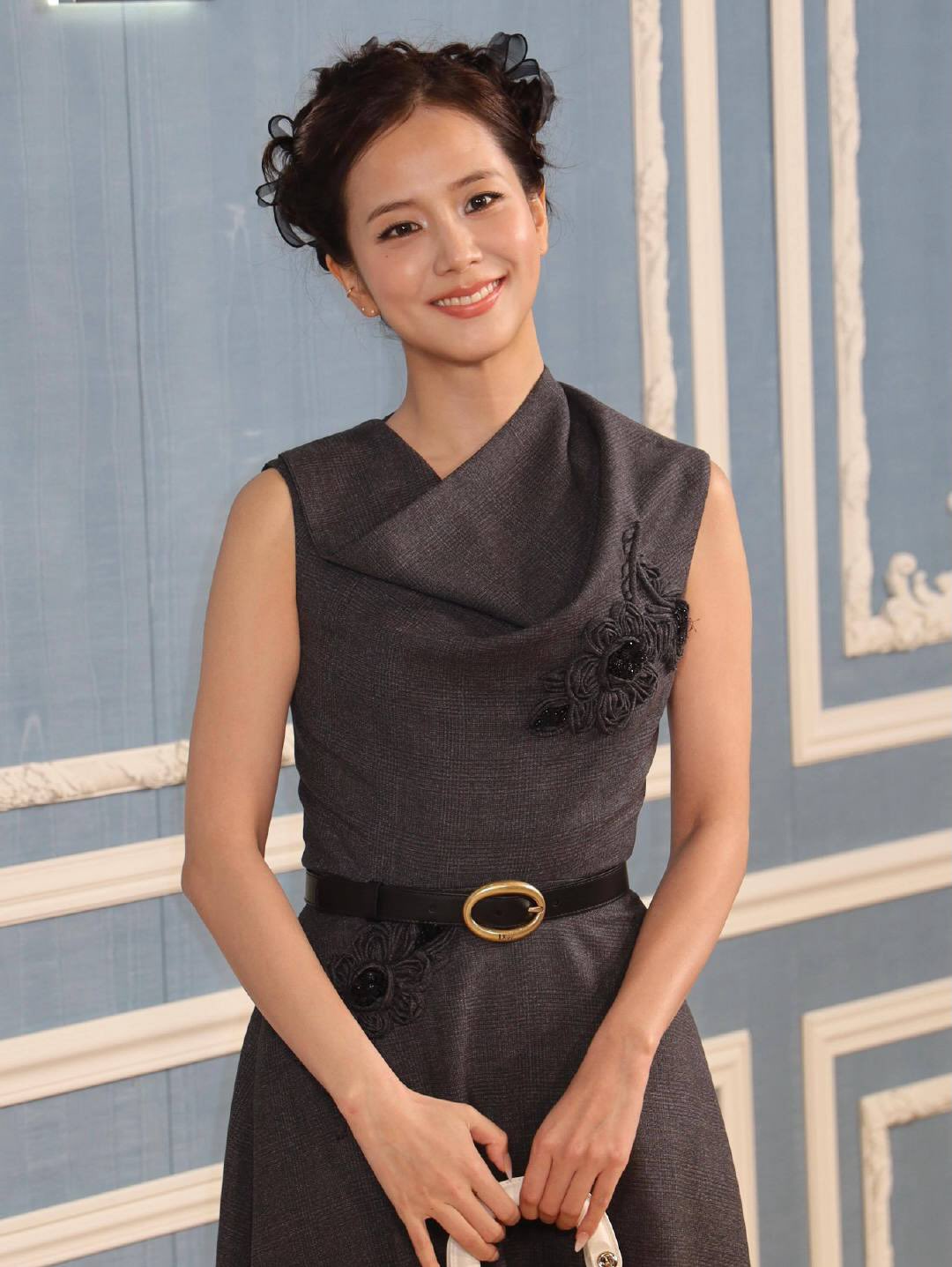Jisoo v&agrave; những trang phục g&acirc;y tranh c&atilde;i tại Fashion Week 2026 - Ảnh 16.
