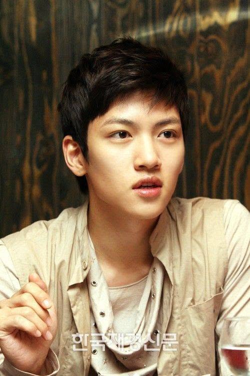 Ji Chang Wook v&agrave; h&agrave;nh tr&igrave;nh nhan sắc lột x&aacute;c đ&aacute;ng ch&uacute; &yacute; trước tuổi 40 - Ảnh 3.