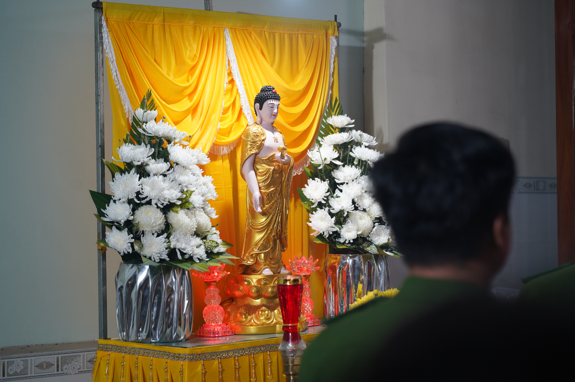 Nỗi đau mất m&aacute;t từ vụ &aacute;n mạng Đồng Nai khiến người cha nghẹn ng&agrave;o b&ecirc;n di ảnh con d&acirc;u - Ảnh 3.