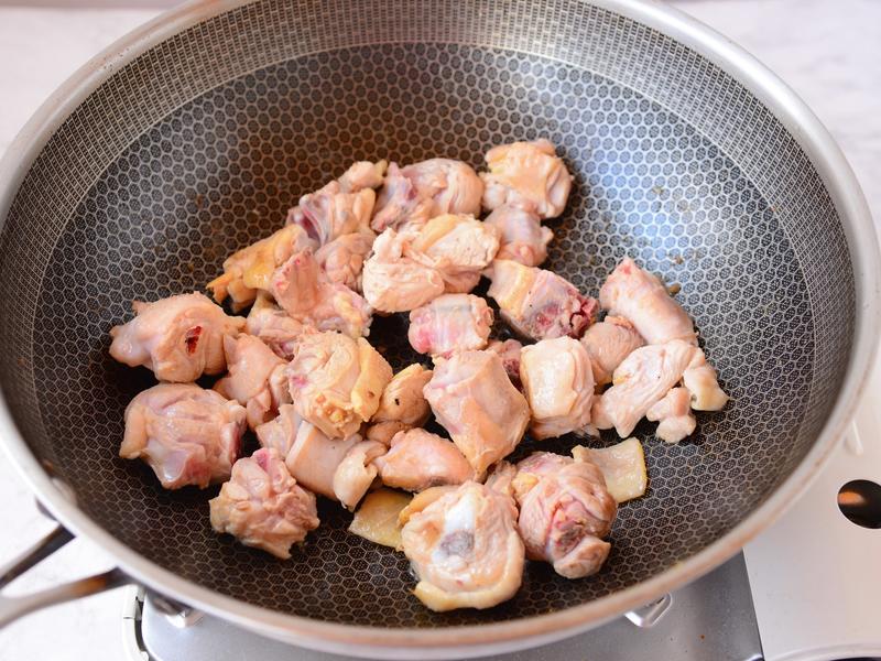 Hãy tận dụng 3 “báu vật” đang vào mùa tháng 9 nấu Món hấp, món hầm và món canh hấp dẫn - Ảnh 14. Hãy tận dụng 3 “báu vật” đang vào mùa tháng 9 nấu Món hấp, món hầm và món canh hấp dẫn - Ảnh 14.