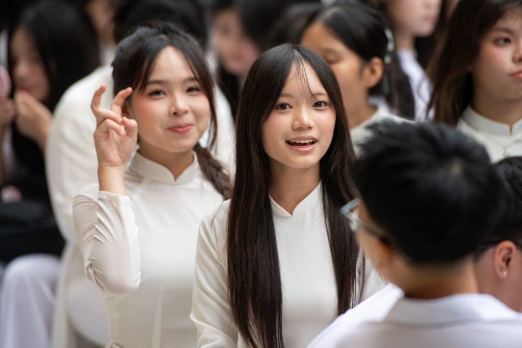 Kh&ocirc;ng kh&iacute; lễ khai giảng 2026 tại THPT Việt Đức , ng&ocirc;i trường đầy sắc m&agrave;u tuổi học tr&ograve; - Ảnh 9.