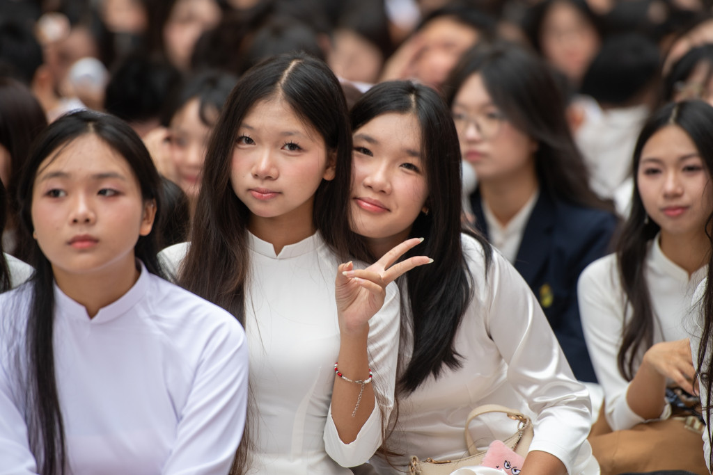 Kh&ocirc;ng kh&iacute; lễ khai giảng 2026 tại THPT Việt Đức , ng&ocirc;i trường đầy sắc m&agrave;u tuổi học tr&ograve; - Ảnh 10.