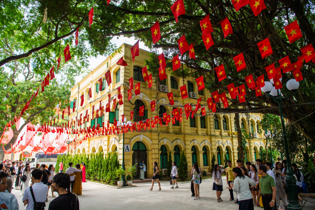 Cận cảnh trường Việt Đức sau cải tạo 300 tỷ: Đẹp v&agrave; hiện đại năm 2026 - Ảnh 1.