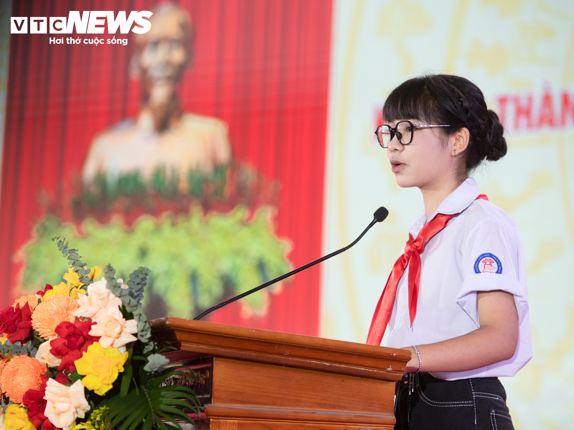 Lễ khai giảng đặc biệt tại x&atilde; đảo Minh Ch&acirc;u: Khai mở tương lai gi&aacute;o dục 2026 - Ảnh 9.