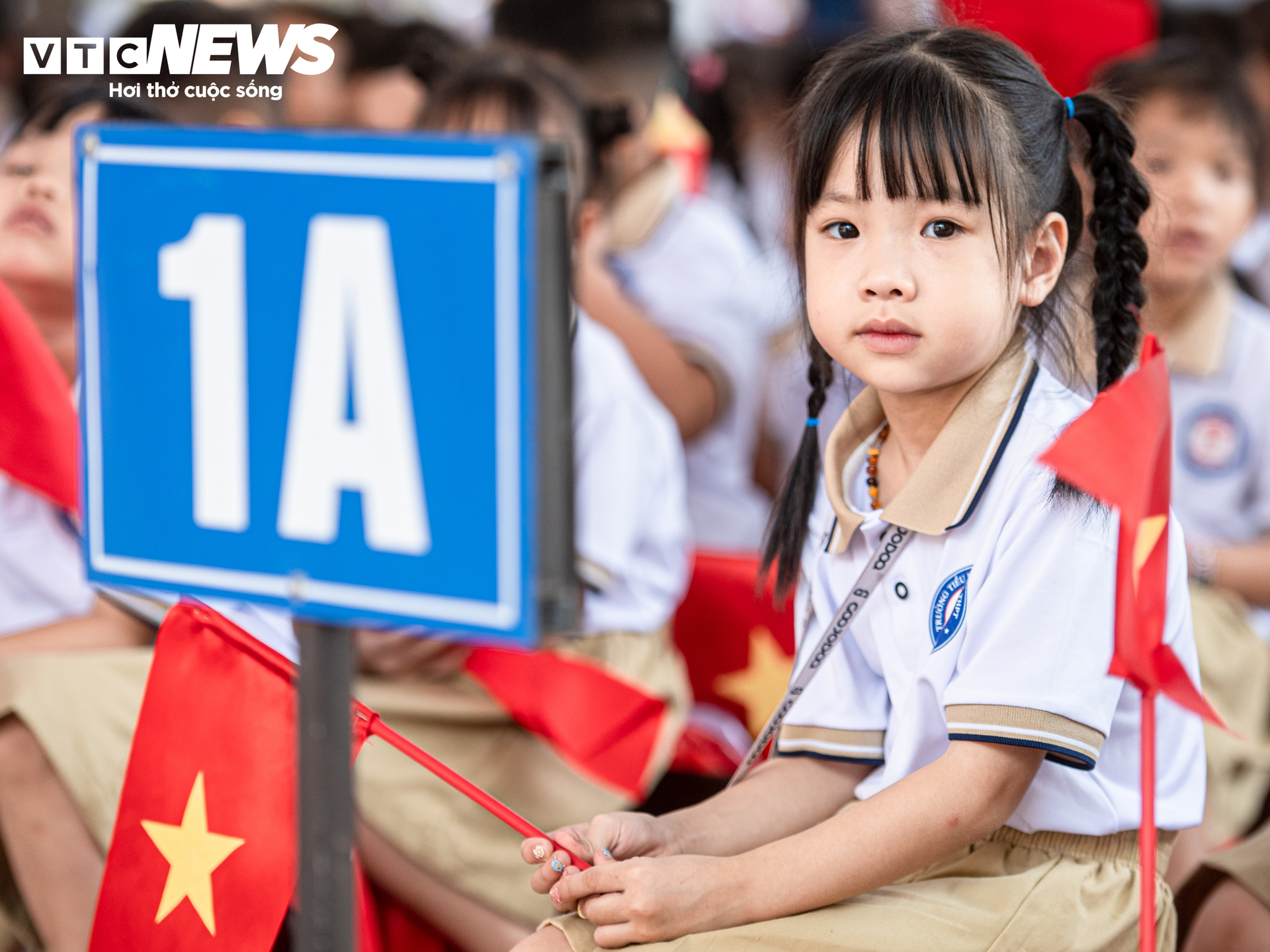 Lễ khai giảng đặc biệt tại x&atilde; đảo Minh Ch&acirc;u: Khai mở tương lai gi&aacute;o dục 2026 - Ảnh 2.