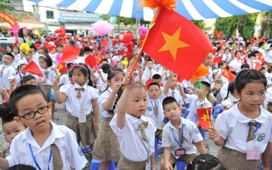 Lễ khai giảng năm học 2026 - 2027 tại trường Phổ th&ocirc;ng d&acirc;n tộc nội tr&uacute; Mường Khương - Ảnh 1.