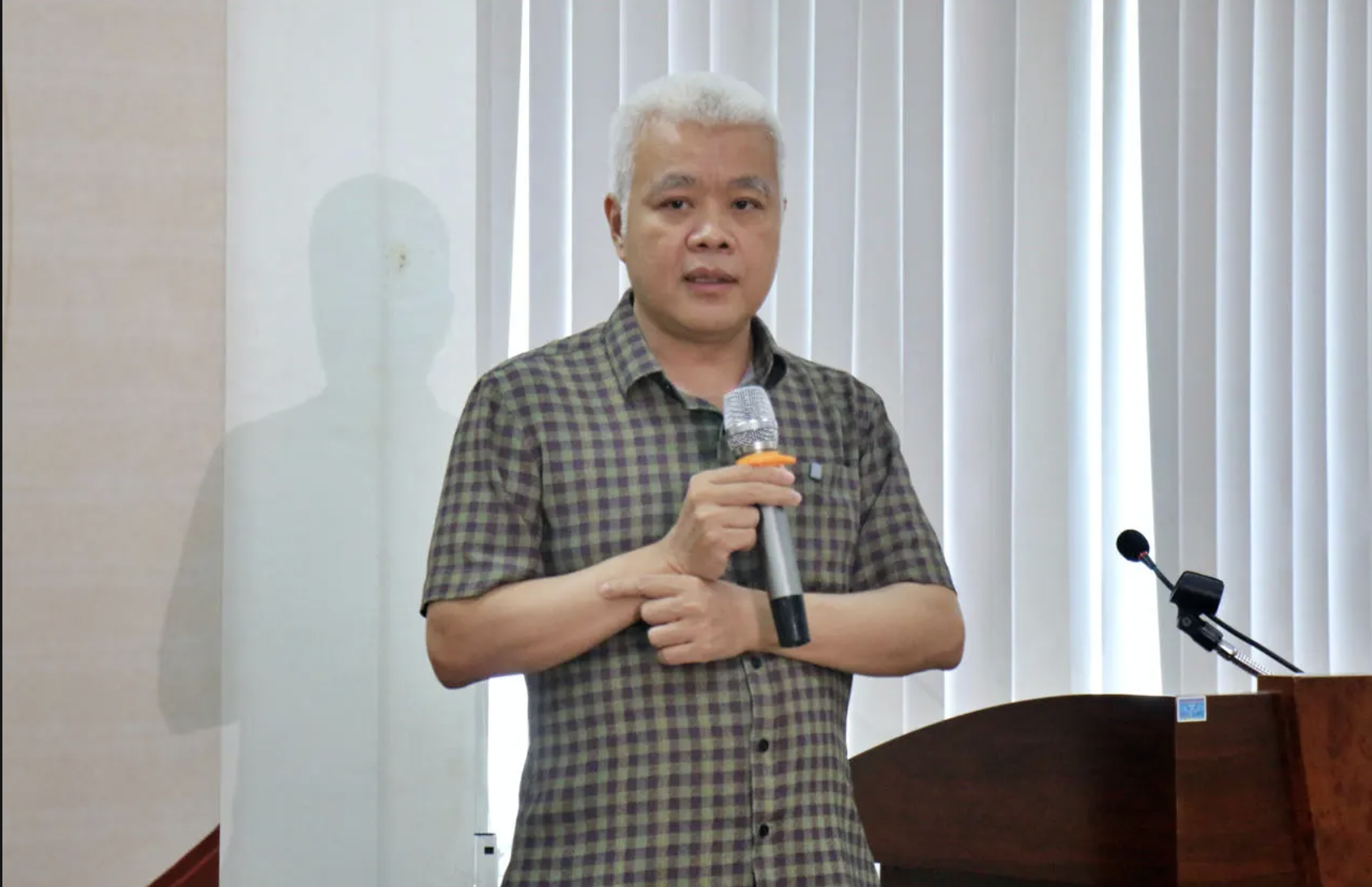 Tr&aacute;ch nhiệm của KOL / KOC khi sử dụng AI trong s&aacute;ng tạo nội dung năm 2026 - Ảnh 1.