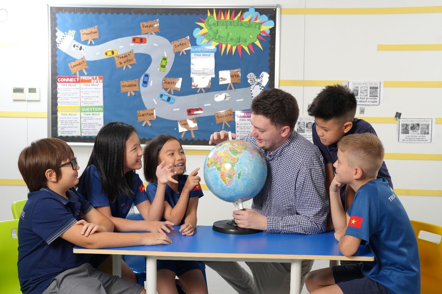 Lễ Khai giảng năm học 2026 - 2027 tại TH School: Một thập kỷ “Không ngừng vươn xa” - Ảnh 3. Lễ Khai giảng năm học 2026 - 2027 tại TH School: Một thập kỷ “Không ngừng vươn xa” - Ảnh 3.