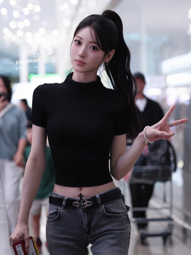 Bức ảnh si&ecirc;u thực của &ldquo;tiểu Song Hye Kyo&rdquo;- Ảnh 3.