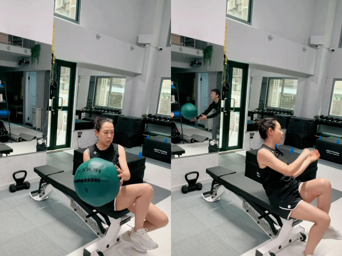 57 tuổi Lưu Nhược Anh gây bất ngờ với phong độ trẻ trung: - Ảnh 6.