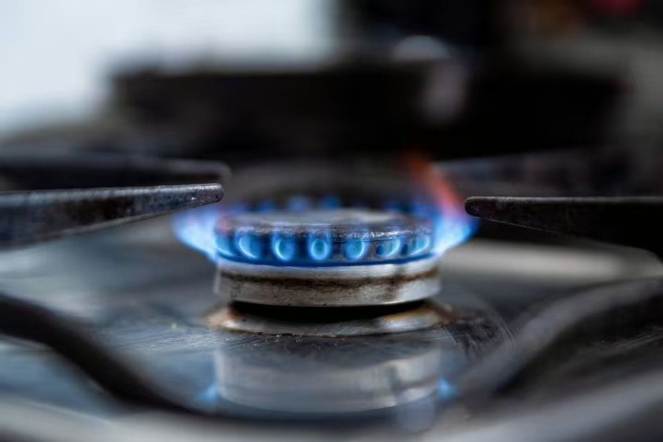 Lời khuy&ecirc;n cho gia đ&igrave;nh sử dụng bếp gas an to&agrave;n v&agrave; bảo vệ sức khỏe - Ảnh 3.
