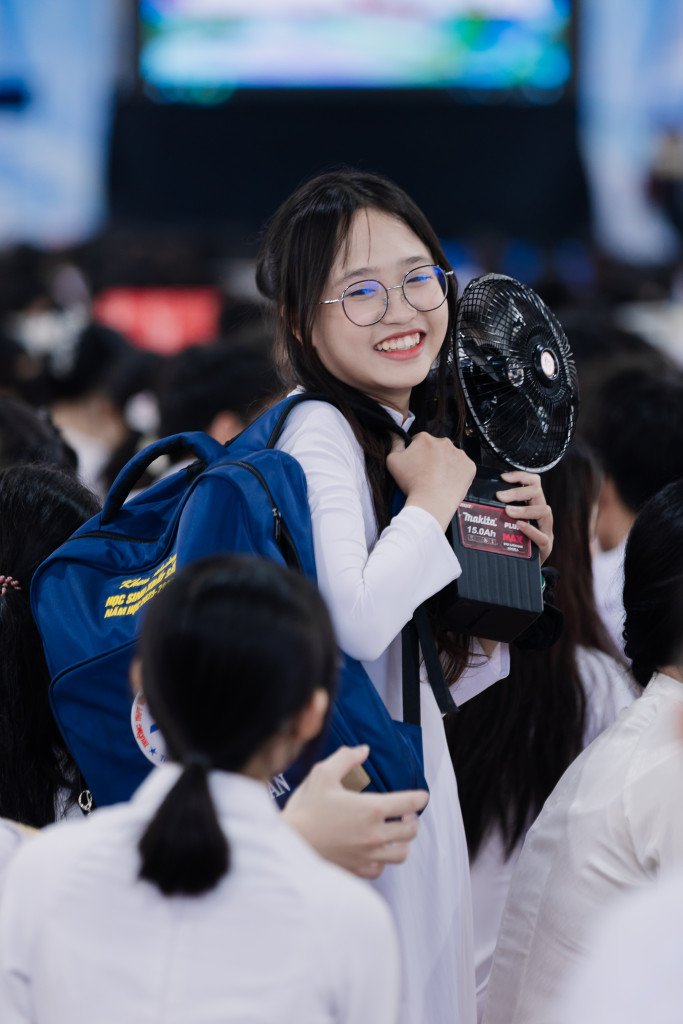 Nữ sinh Việt khai giảng 2026: Vẻ đẹp rạng rỡ và kỷ niệm đáng nhớ - Ảnh 17. Nữ sinh Việt khai giảng 2026: Vẻ đẹp rạng rỡ và kỷ niệm đáng nhớ - Ảnh 17.