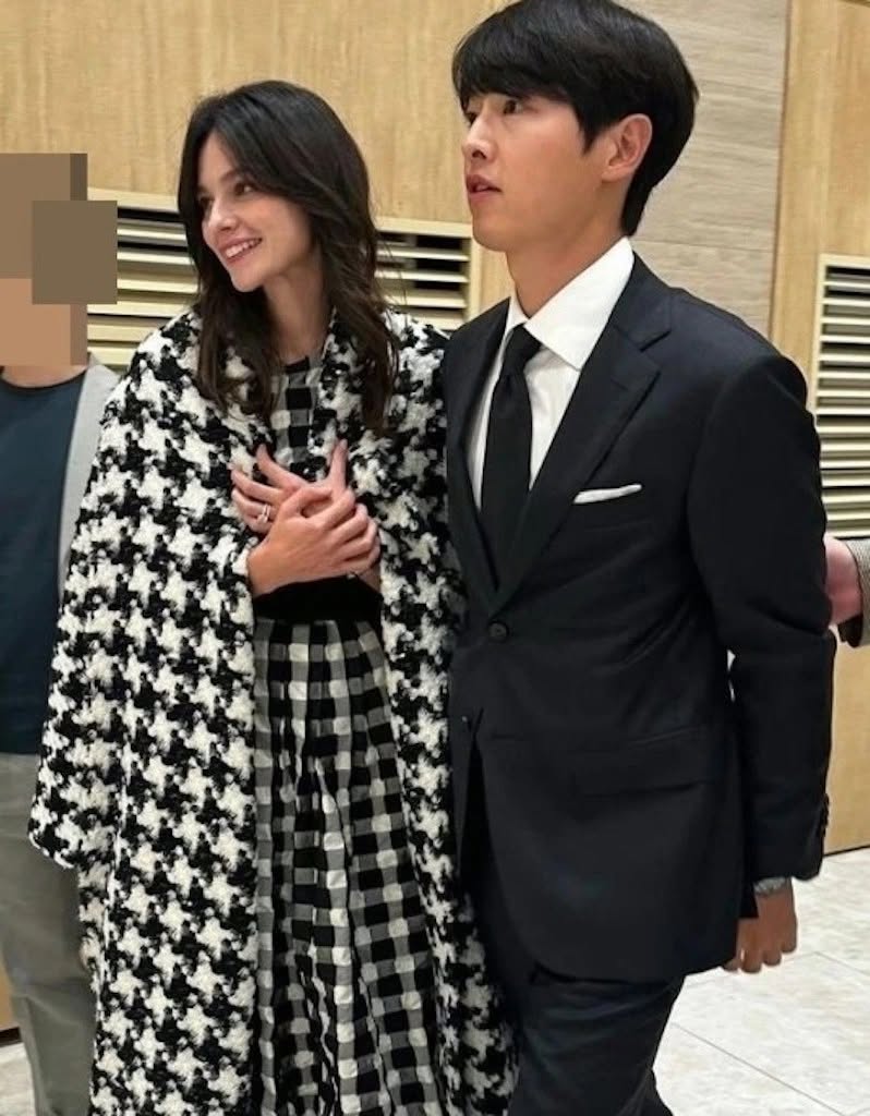 Cuộc sống của Song Joong Ki sau 7 năm ly h&ocirc;n Song Hye Kyo - Ảnh 4.
