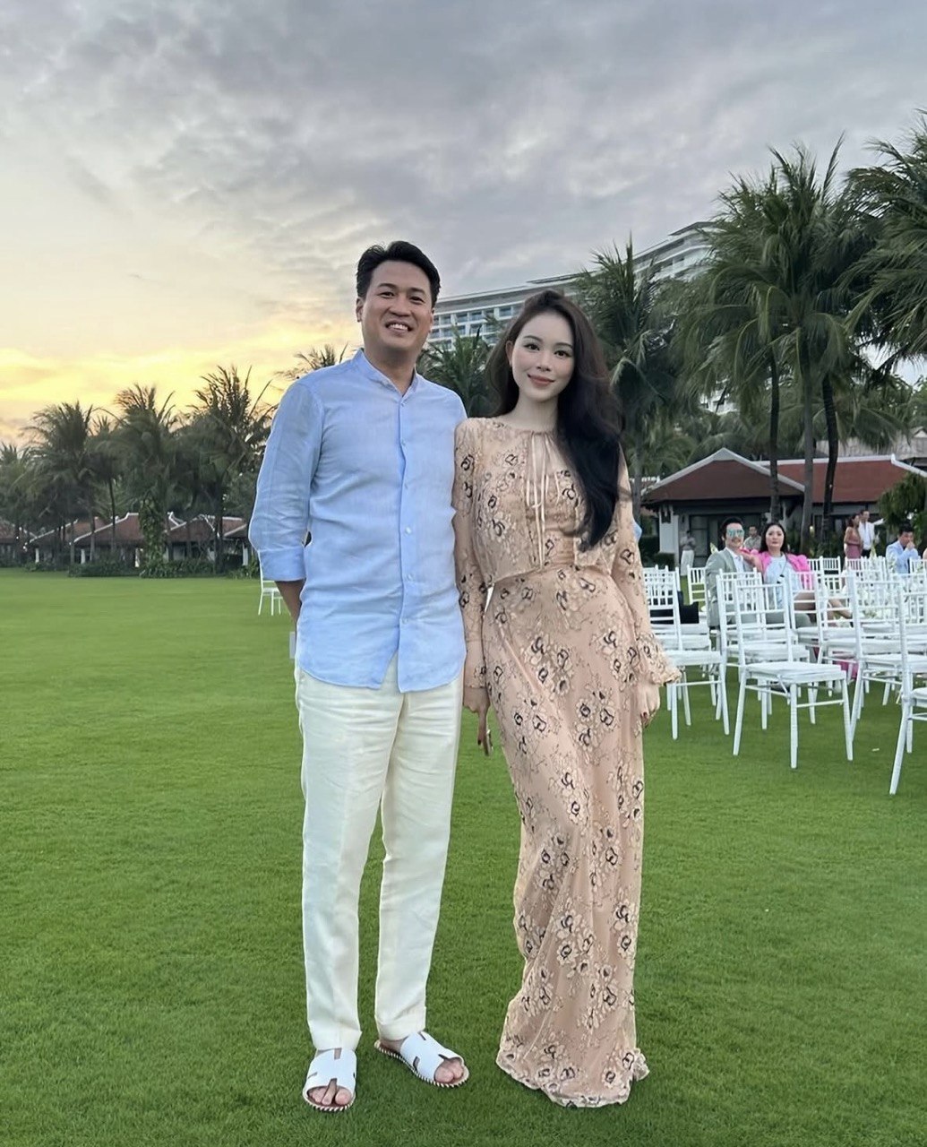 Con gái Linh Rin và Phillip Nguyễn đã lớn thế này: Cuộc sống tiểu thư Đáng yêu - Ảnh 7. Con gái Linh Rin và Phillip Nguyễn đã lớn thế này: Cuộc sống tiểu thư Đáng yêu - Ảnh 7.