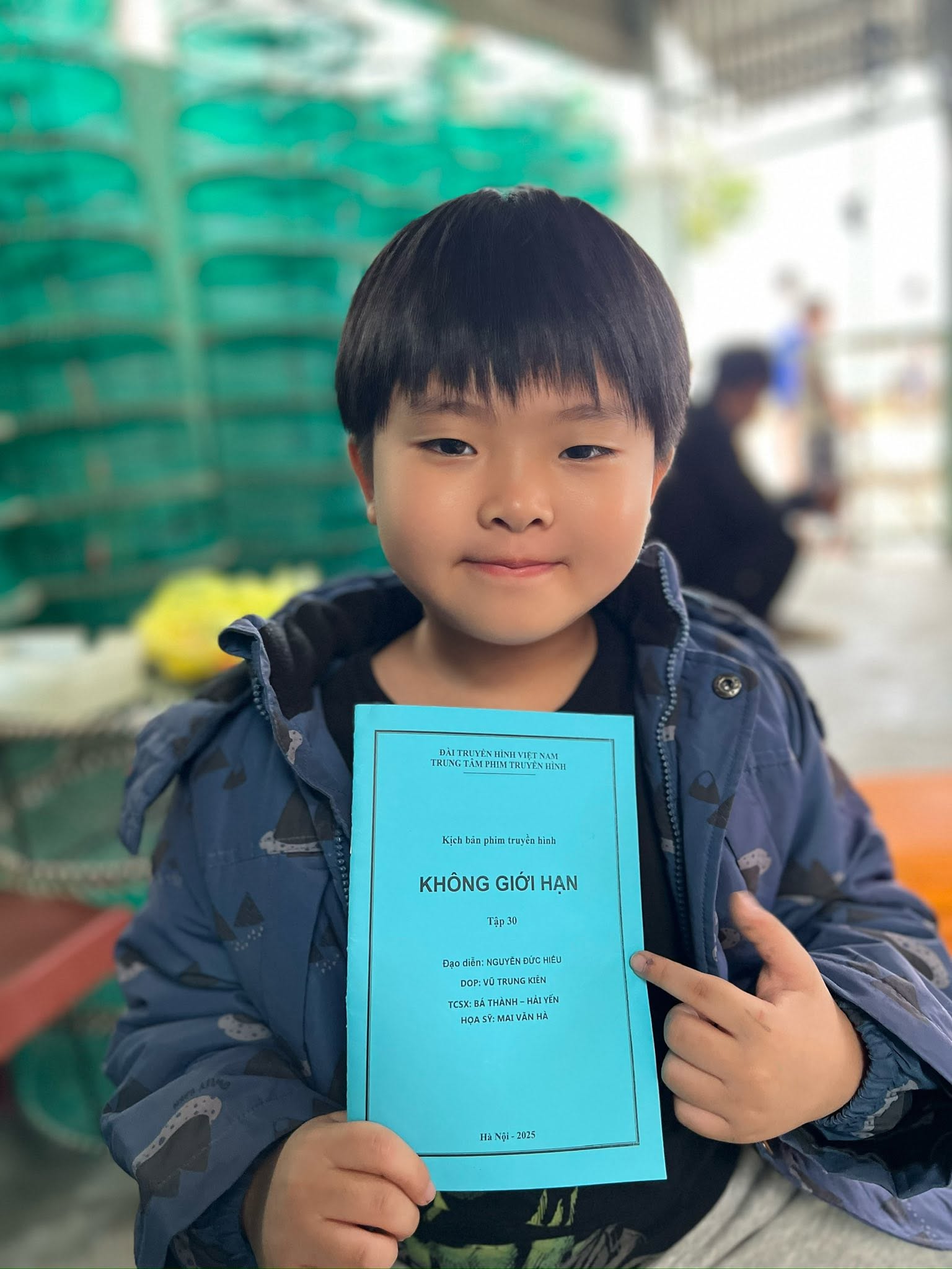 Koka B&igrave;nh Nguyễn: Hotkid 6 tuổi g&oacute;p mặt nhiều phim giờ v&agrave;ng, profile đa t&agrave;i từ m&agrave;n ảnh đến s&agrave;n diễn- Ảnh 2.