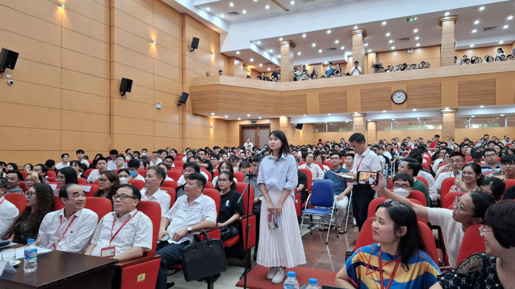 GS.TS Phạm Mạnh H&ugrave;ng: Match Day phải l&agrave; cuộc lựa chọn hai chiều - Ảnh 2.