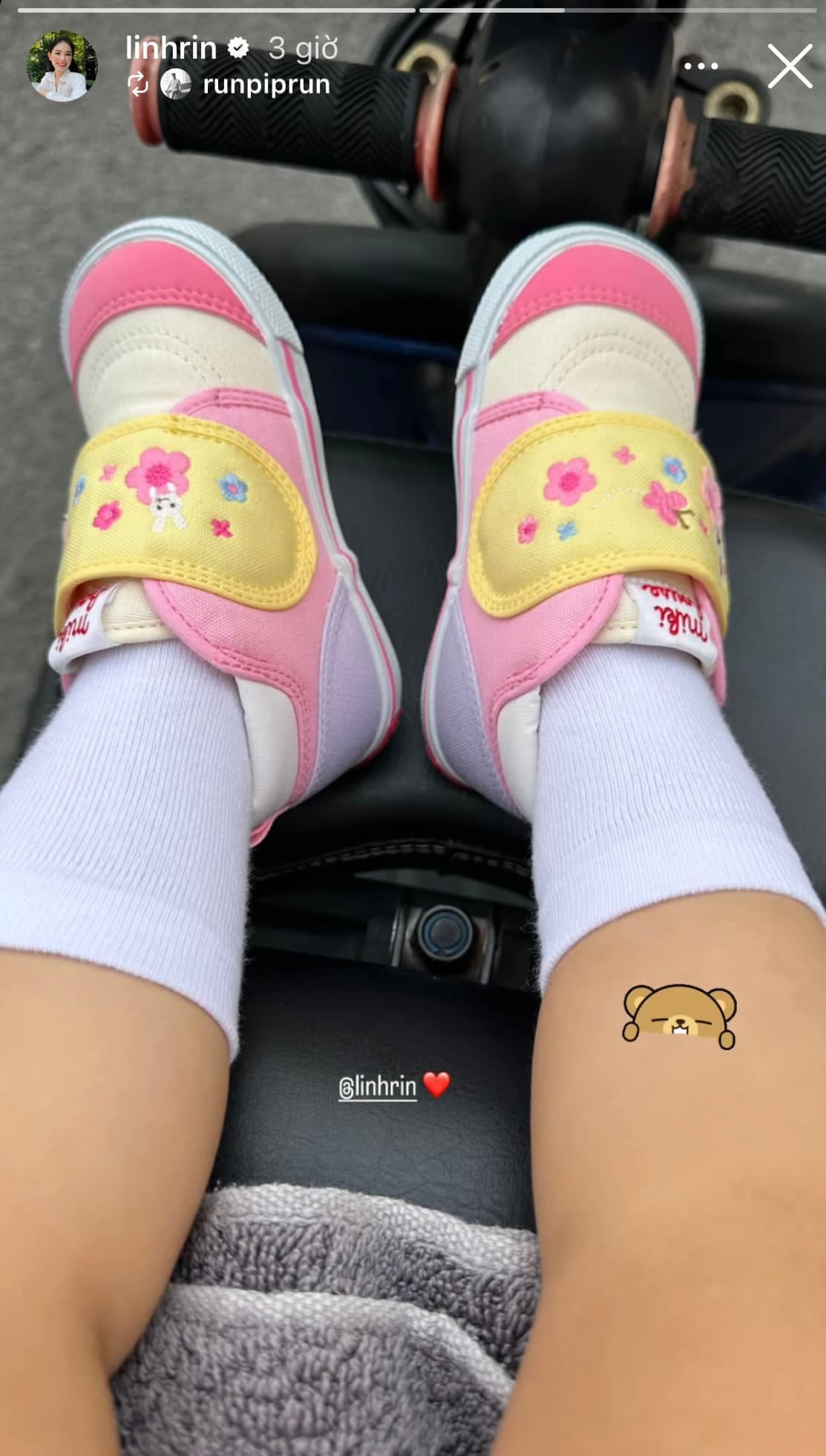 Con gái Linh Rin và Phillip Nguyễn đã lớn thế này: Cuộc sống tiểu thư Đáng yêu - Ảnh 3. Con gái Linh Rin và Phillip Nguyễn đã lớn thế này: Cuộc sống tiểu thư Đáng yêu - Ảnh 3.