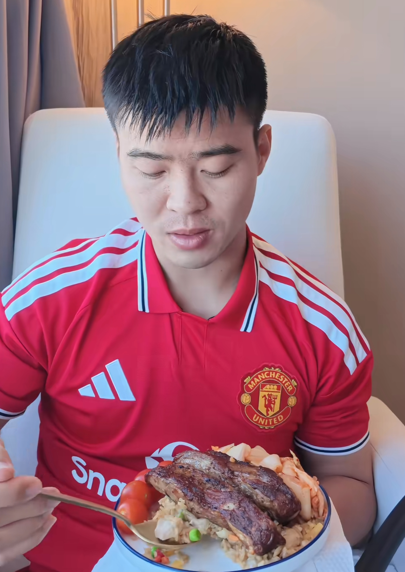 Cuộc sống Duy Mạnh v&agrave; Quỳnh Anh: H&agrave;nh tr&igrave;nh hồi phục sau phẫu thuật tại Mỹ - Ảnh 4.