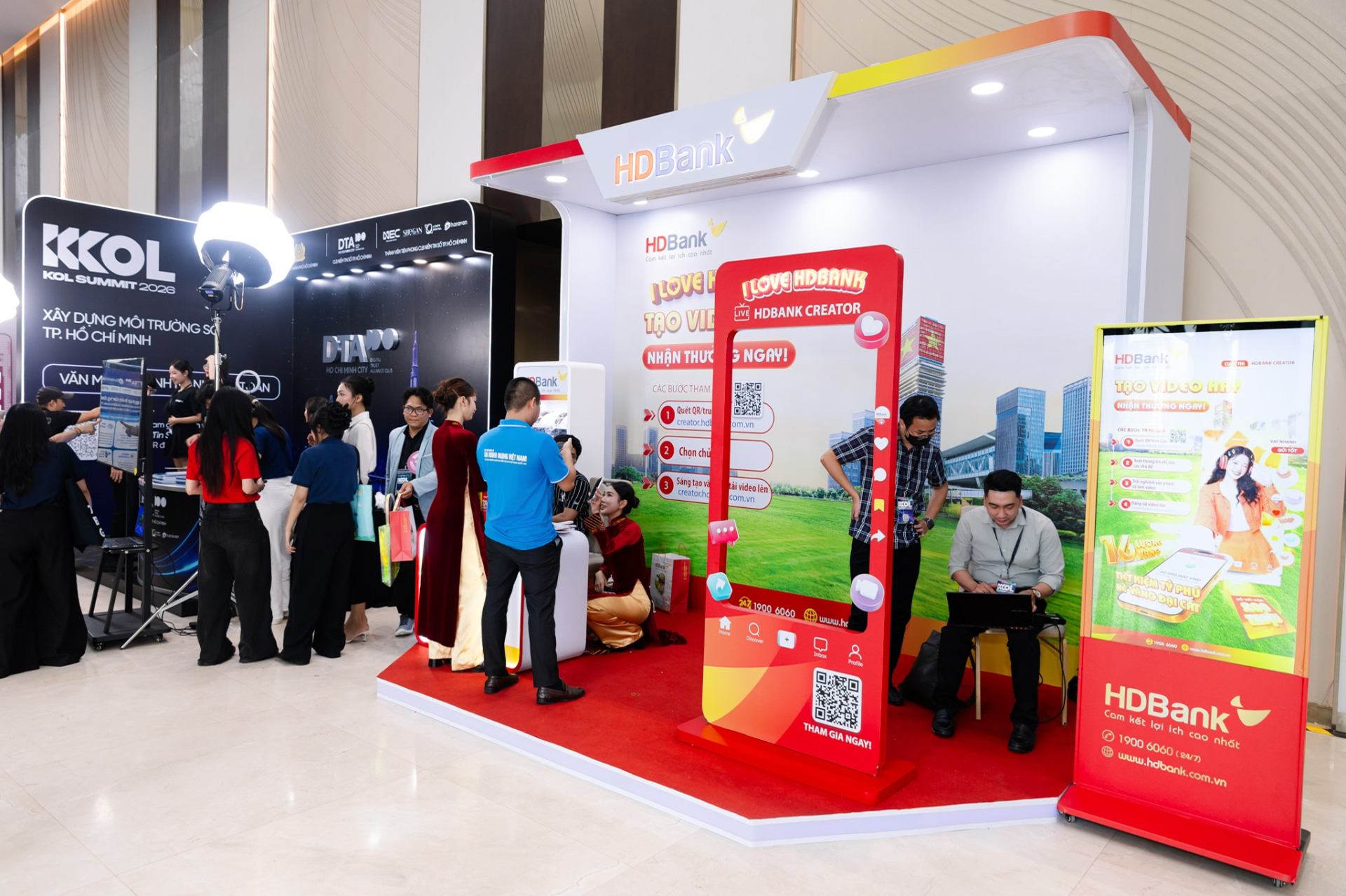 KOL Summit 2026: Trải nghiệm độc đ&aacute;o v&agrave; hoạt động kết nối tại sự kiện lớn nhất năm - Ảnh 15.