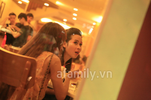 Lưu Hương Giang khoe v&ograve;ng một 