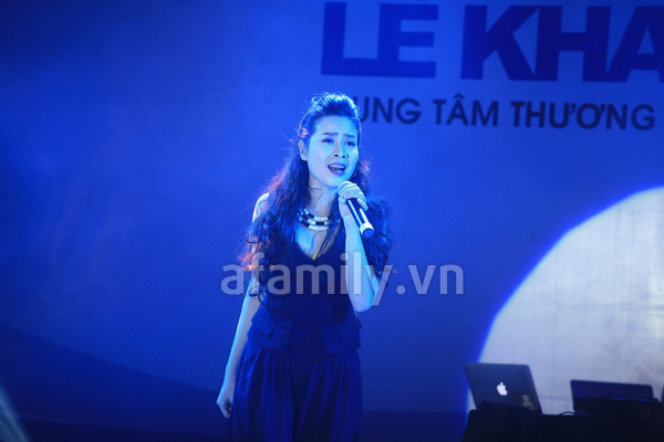 Lưu Hương Giang khoe v&ograve;ng một 