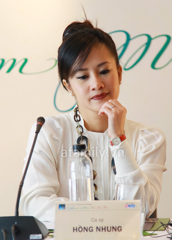 Hồng Nhung - Mỹ Linh kể chuyện m&ugrave;a thu H&agrave; Nội