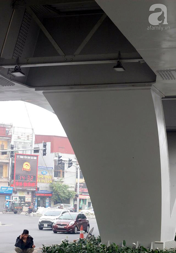 Cận cảnh cầu vượt thép tại nút giao thông nóng nhất Thủ đô - Ảnh 8. Cận cảnh cầu vượt thép tại nút giao thông nóng nhất Thủ đô - Ảnh 8.