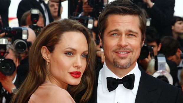 C&aacute;c con được gặp v&agrave; nhận qu&agrave; Gi&aacute;ng Sinh từ Brad Pitt - Ảnh 2.