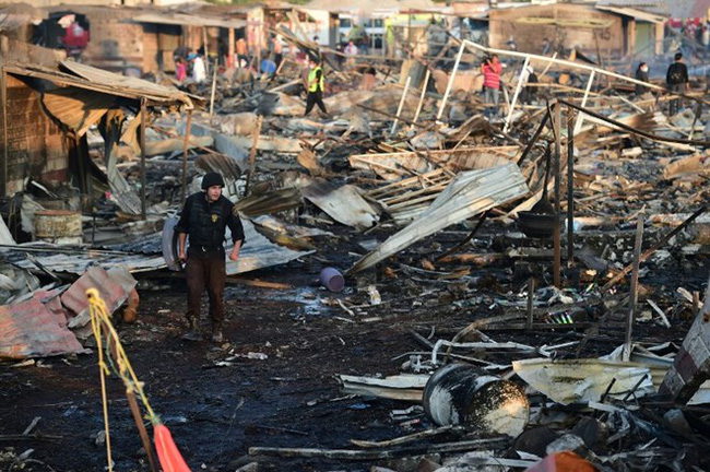 27 người chết trong vụ nổ chợ pháo hoa kinh hoàng ở Mexico - Ảnh 1.