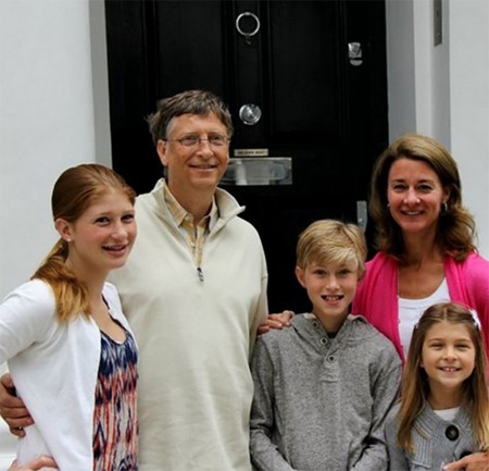 Con gái lớn của tỷ phú Bill Gates có nhan sắc gây bất ngờ - Ảnh 2.